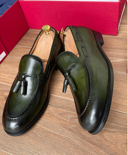 Mocassins en cuir vert élégants