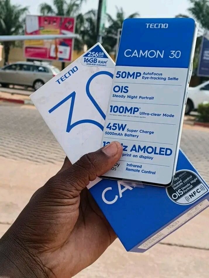 Tecno Camon 30 - 256Go - 8Go RAM