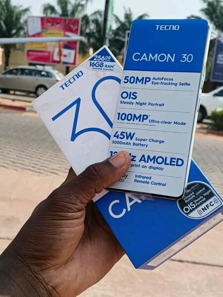 Tecno Camon 30 - 256Go - 8Go RAM