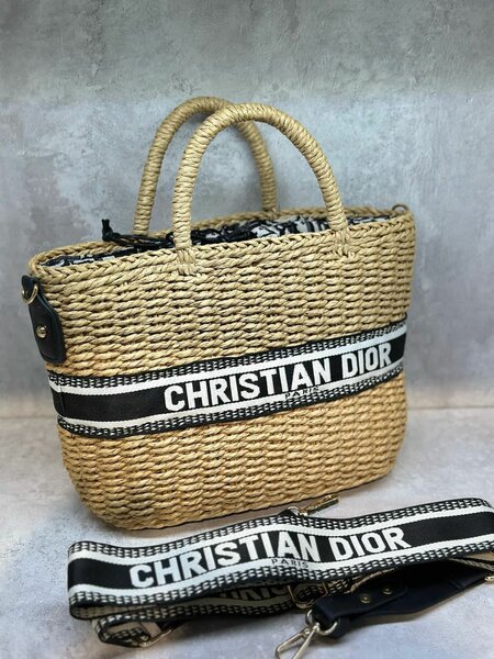 CHRISTIAN DIOR LUX