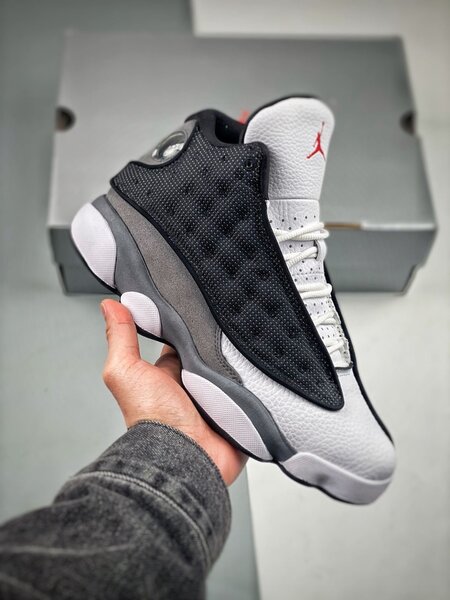 Jordan rétro 13