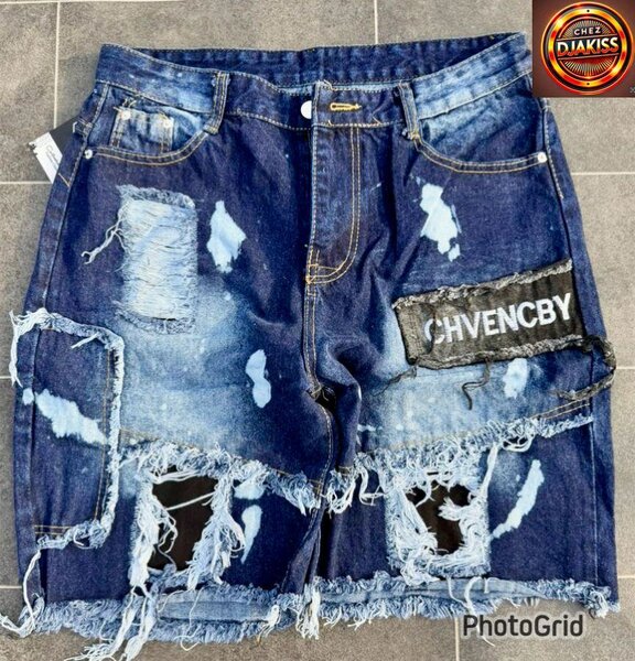 Shorts en jean déchirés