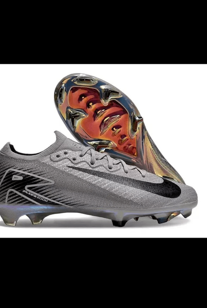 Chaussures de foot Nike Mercurial