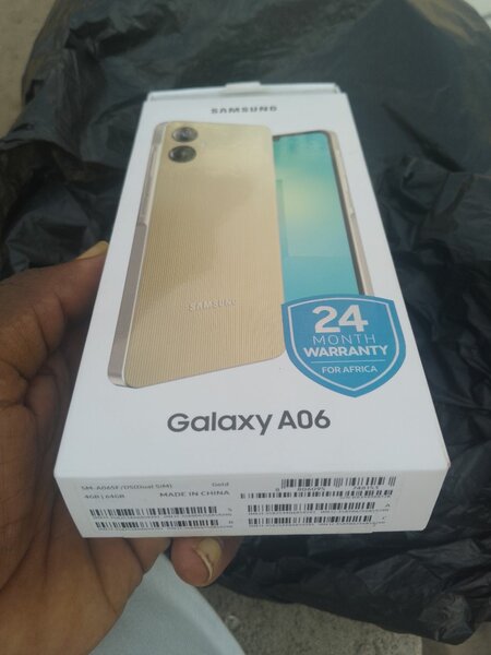 Samsung Galaxy A06 - Or