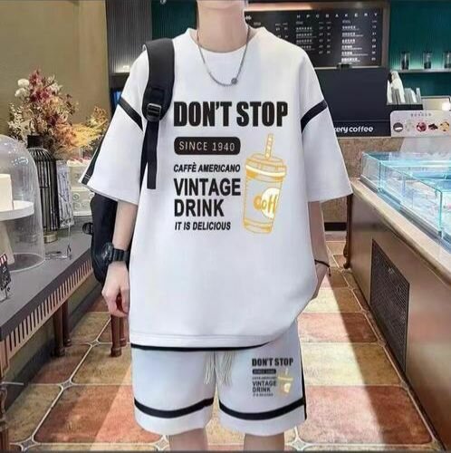 Ensemble T-shirt et short vintage