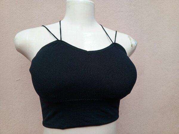 Top court à bretelles croisés