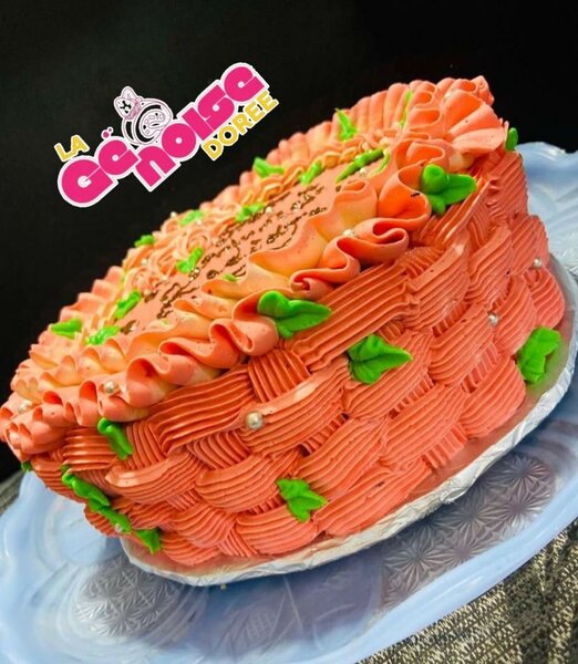 Gâteau panier décoré