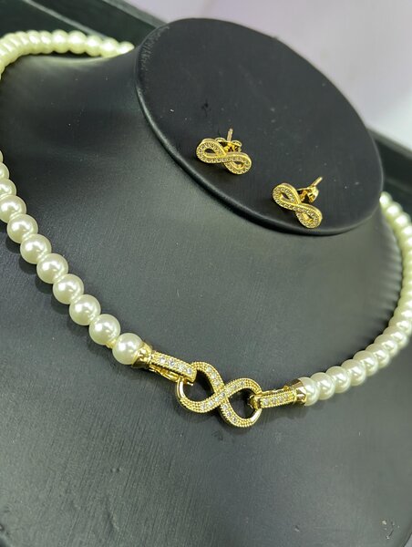 Pearl necklace sets