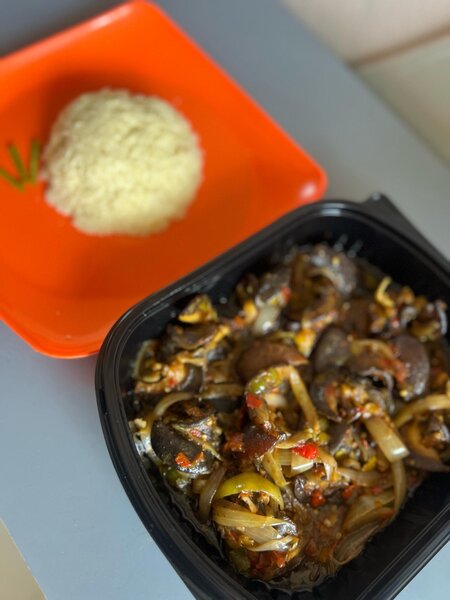 Plat d'escargots épicés