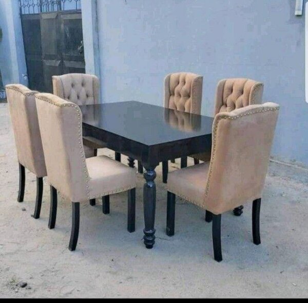 Ensemble Table et Chaises Élégant