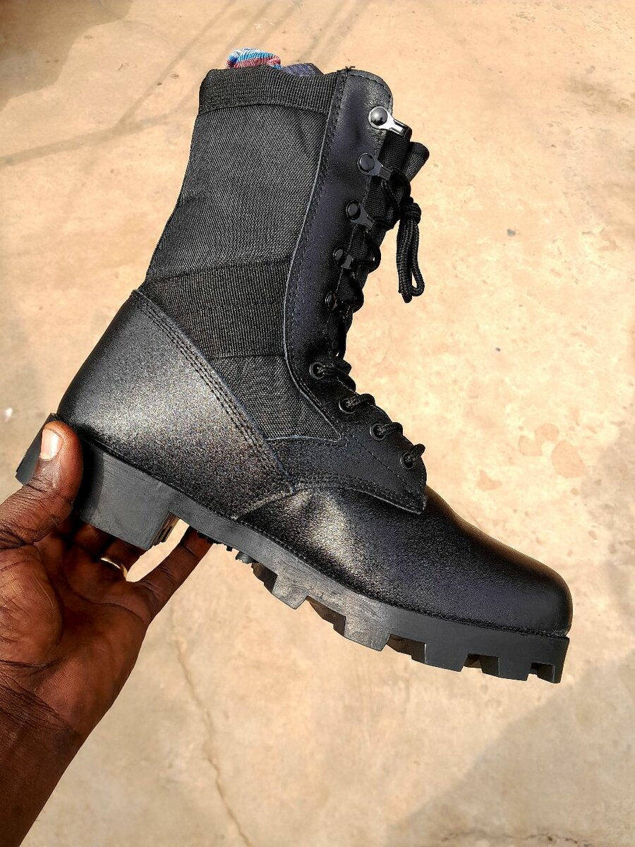SIWAR Black Combat Boots