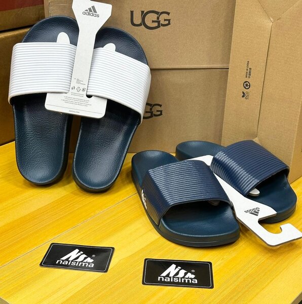 Adidas Claquettes Confort Unisexe