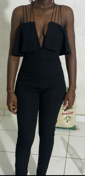 Combinaison élégante noire