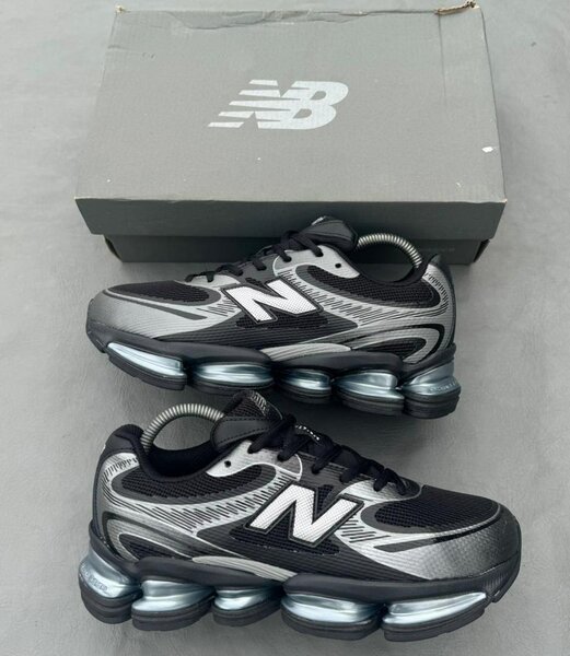 Baskets New Balance 2000