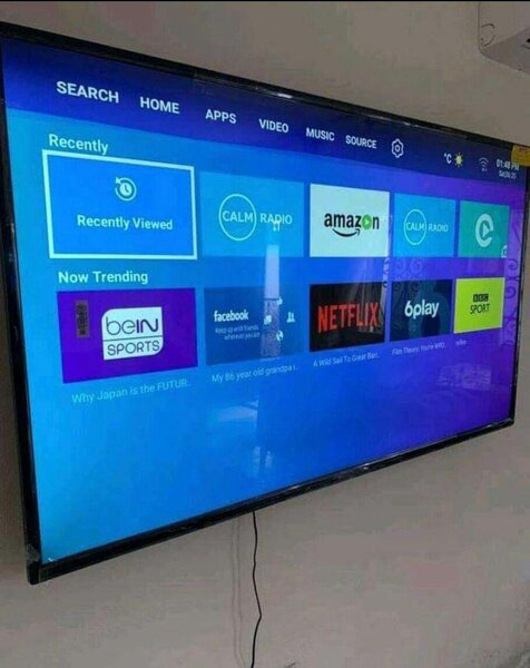 Téléviseur intelligent grand écran