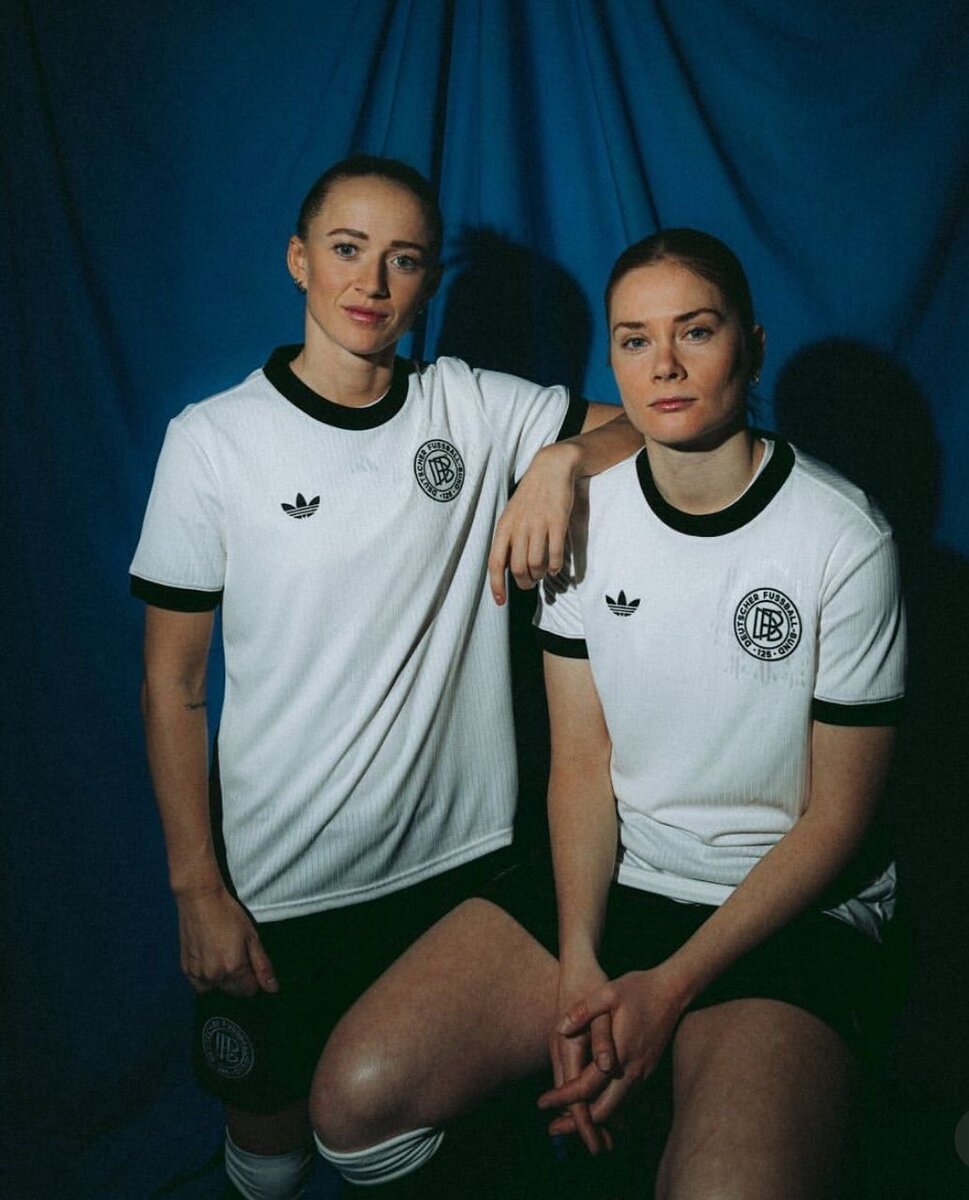 Maillot rétro Adidas classique