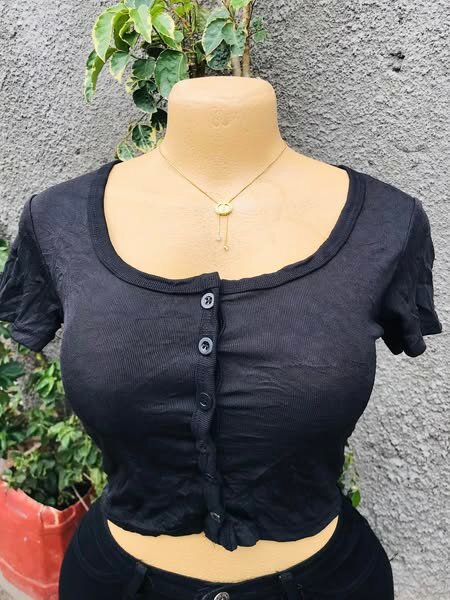 Quality thrifted tops 