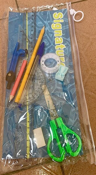 Kit de fournitures scolaires