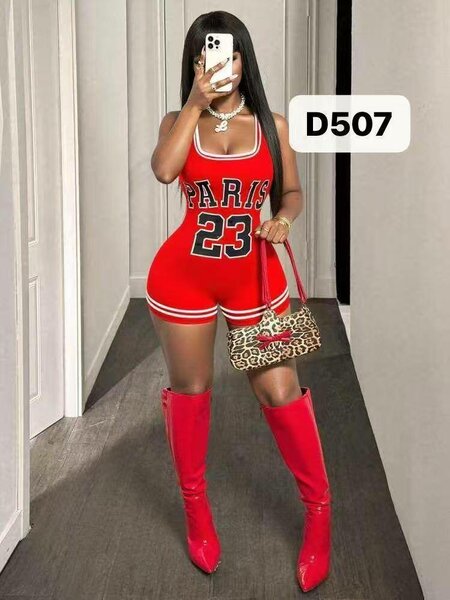 Combinaison sportive rouge femme