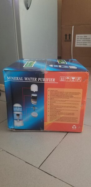 Purificateur d'eau minérale