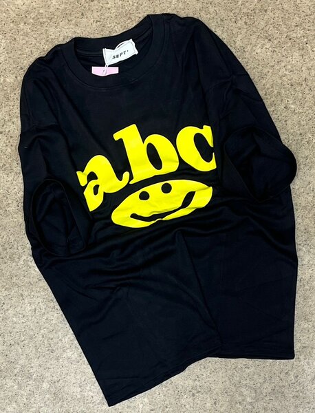T-shirt graphique "abc"