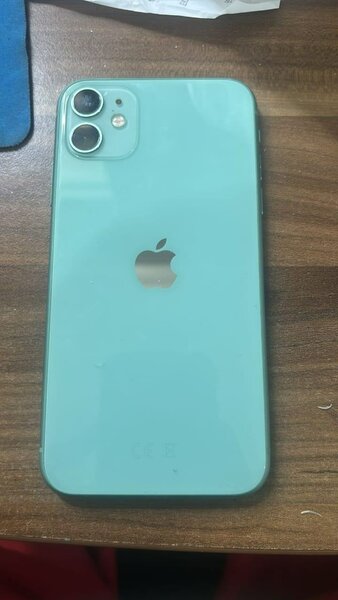 iPhone 11 Vert 64Go