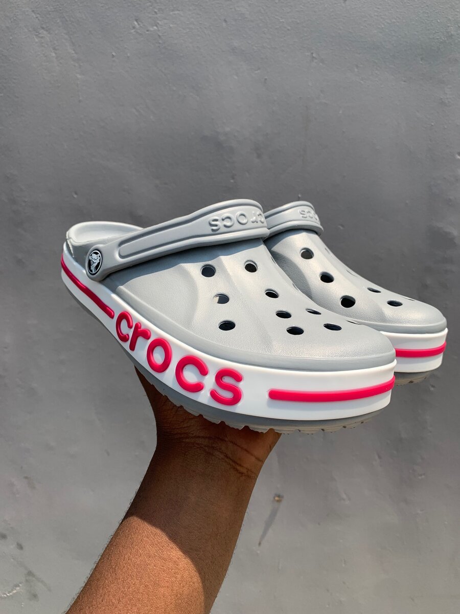 Bayaband Crocs