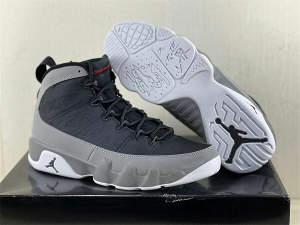 AIR JORDAN 9 RETRO
