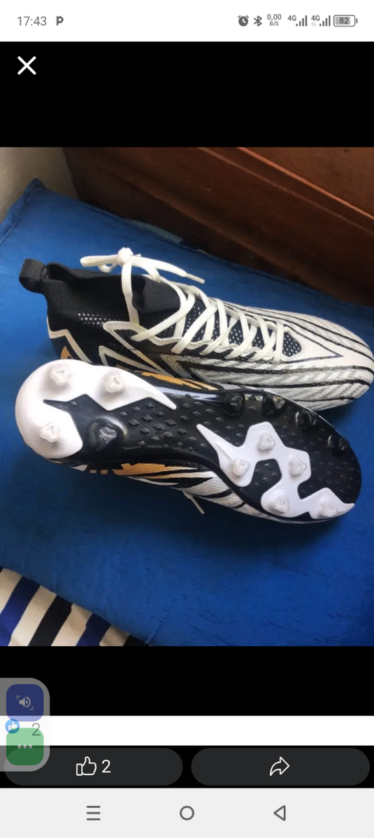 Chaussures de football à crampons
