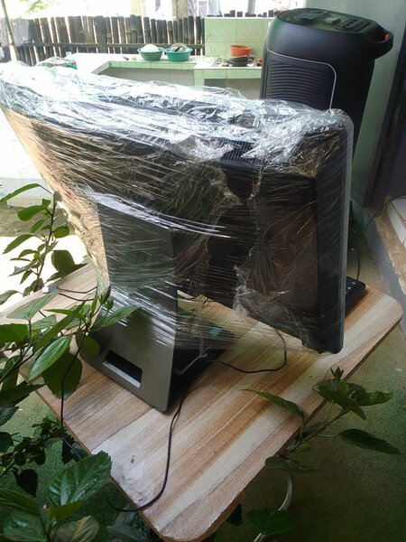 Ordinateur tout-en-un compact