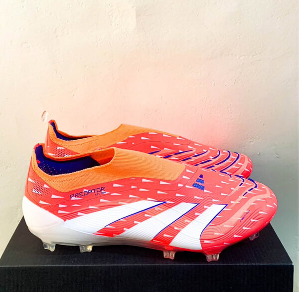 Chaussures de foot Adidas Predator