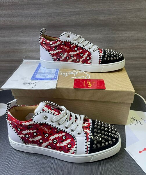 Louboutin prix promo