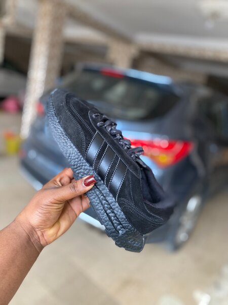 Baskets noires Adidas Homme