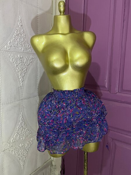 Jupe courte imprimée violette