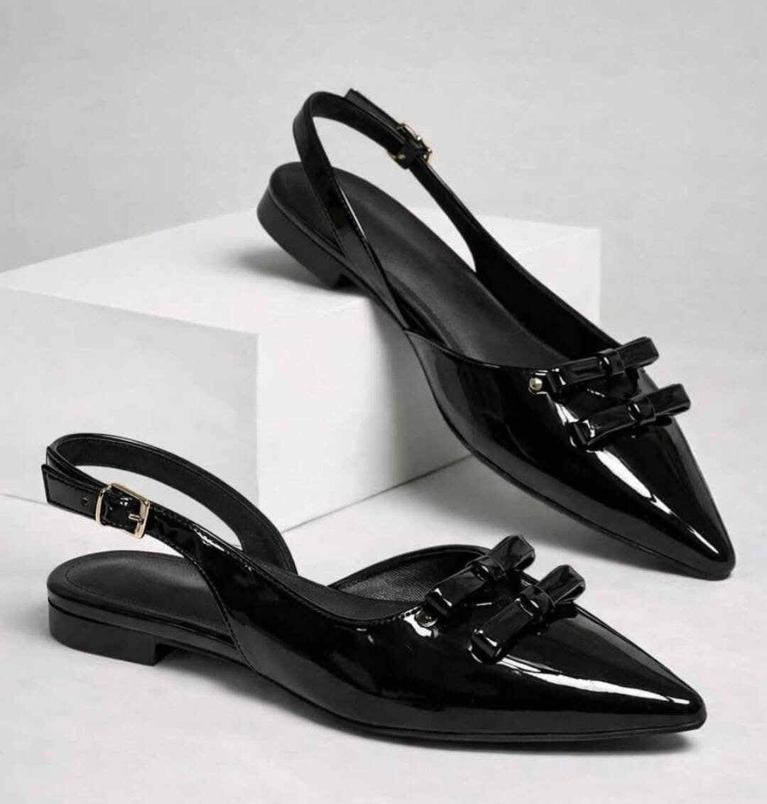 Sandales à talons aiguille