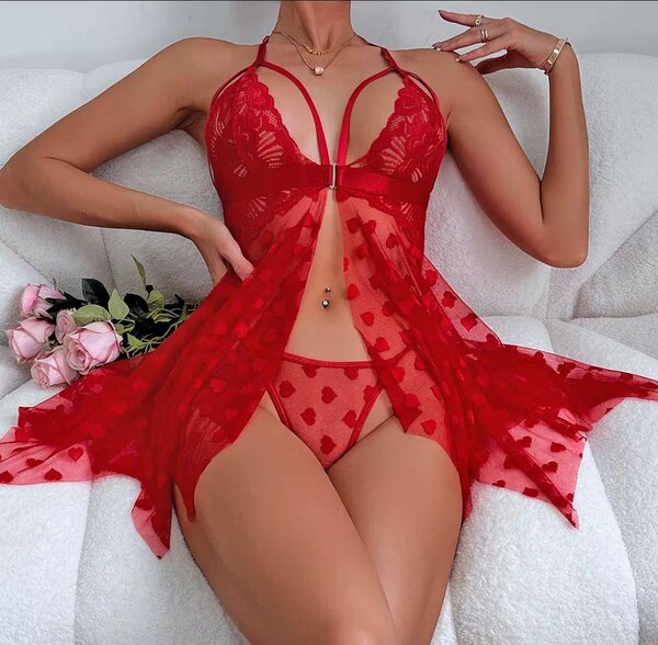 Sublime nuisette rouge en dentelle