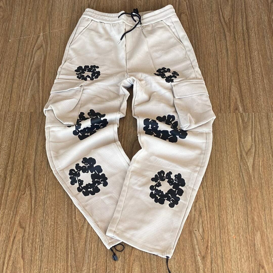 Side pocket joggers