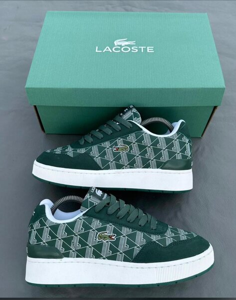 Lacoste Sneakers Vert Élégant