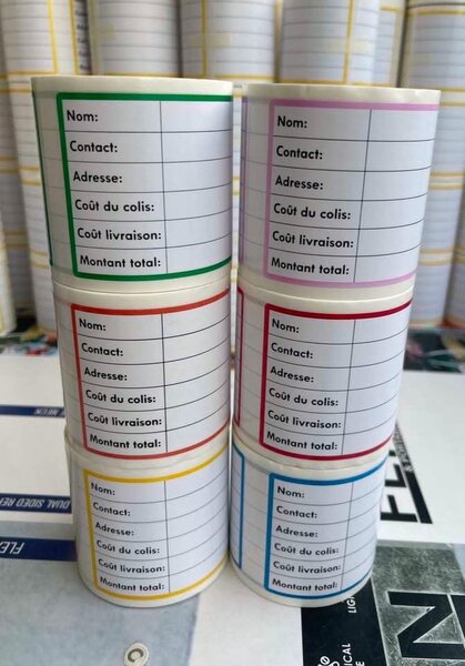 Étiquettes de Colis Adhésives