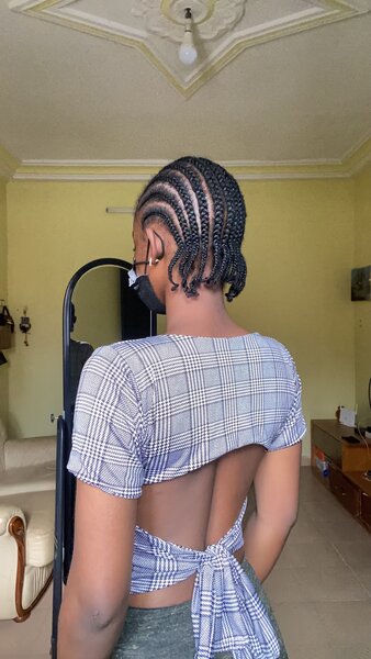 Haut à carreaux dos nu tendance