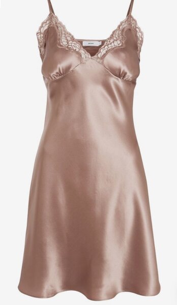 Nuisette en satin élégante