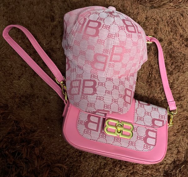 Ensemble Casquette et Sac Rose