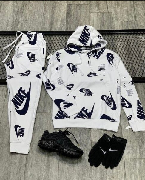 Ensemble de sport Nike blanc