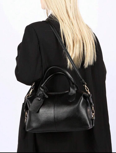 Sac à main en cuir noir élégant