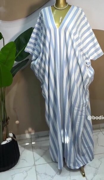 Caftan rayé élégant