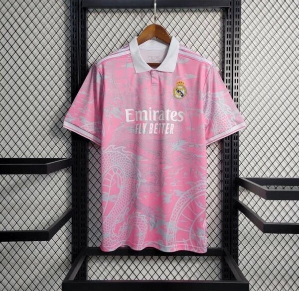Maillot de football rose