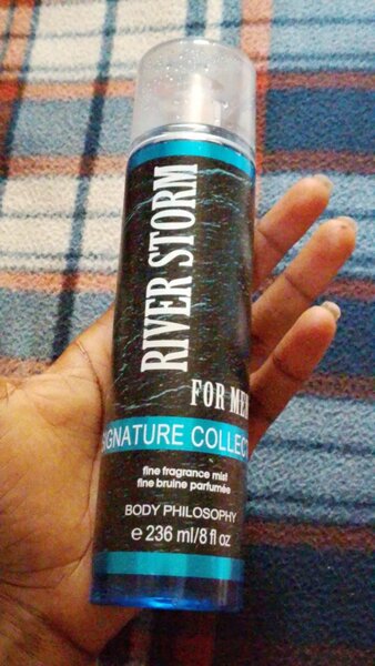 Body splashes (River storm and berries weekend)