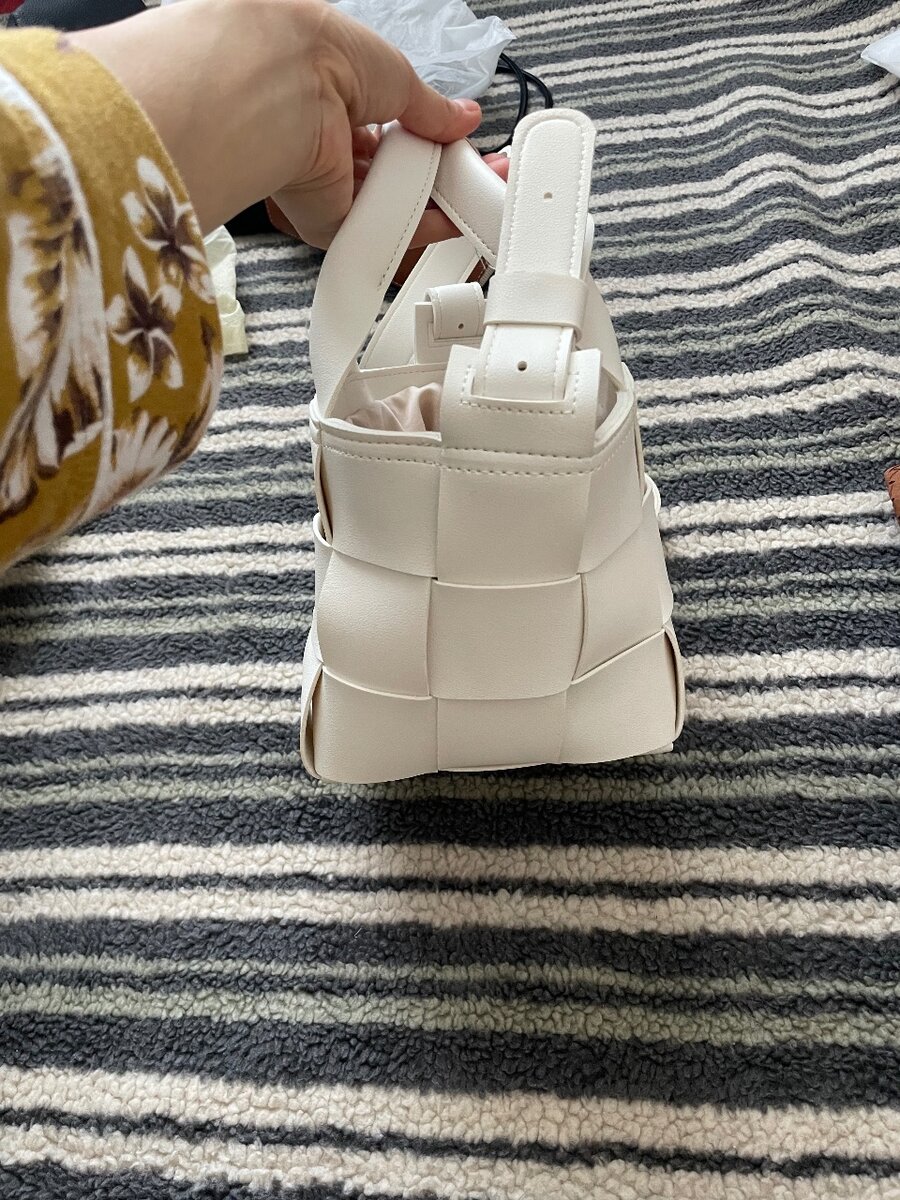 маленькая дамская сумка