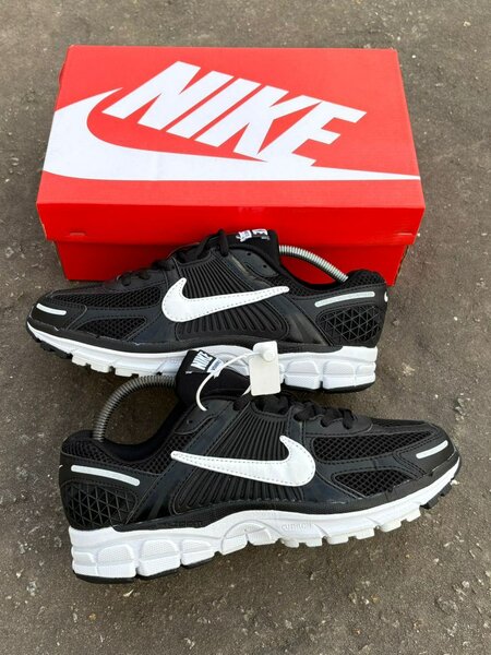 Baskets Nike noires unisex