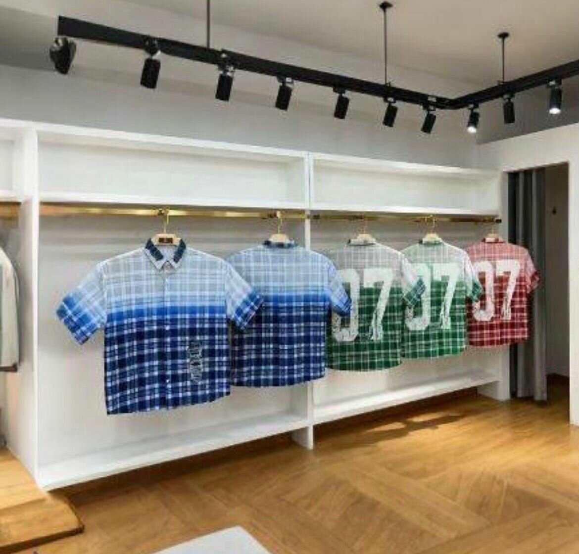 Chemise à carreaux tendance